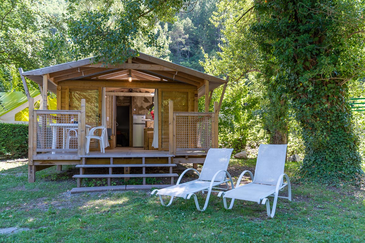 camping  la montagne dans les Alpes de Haute Provence, camping Les Eaux Chaudes