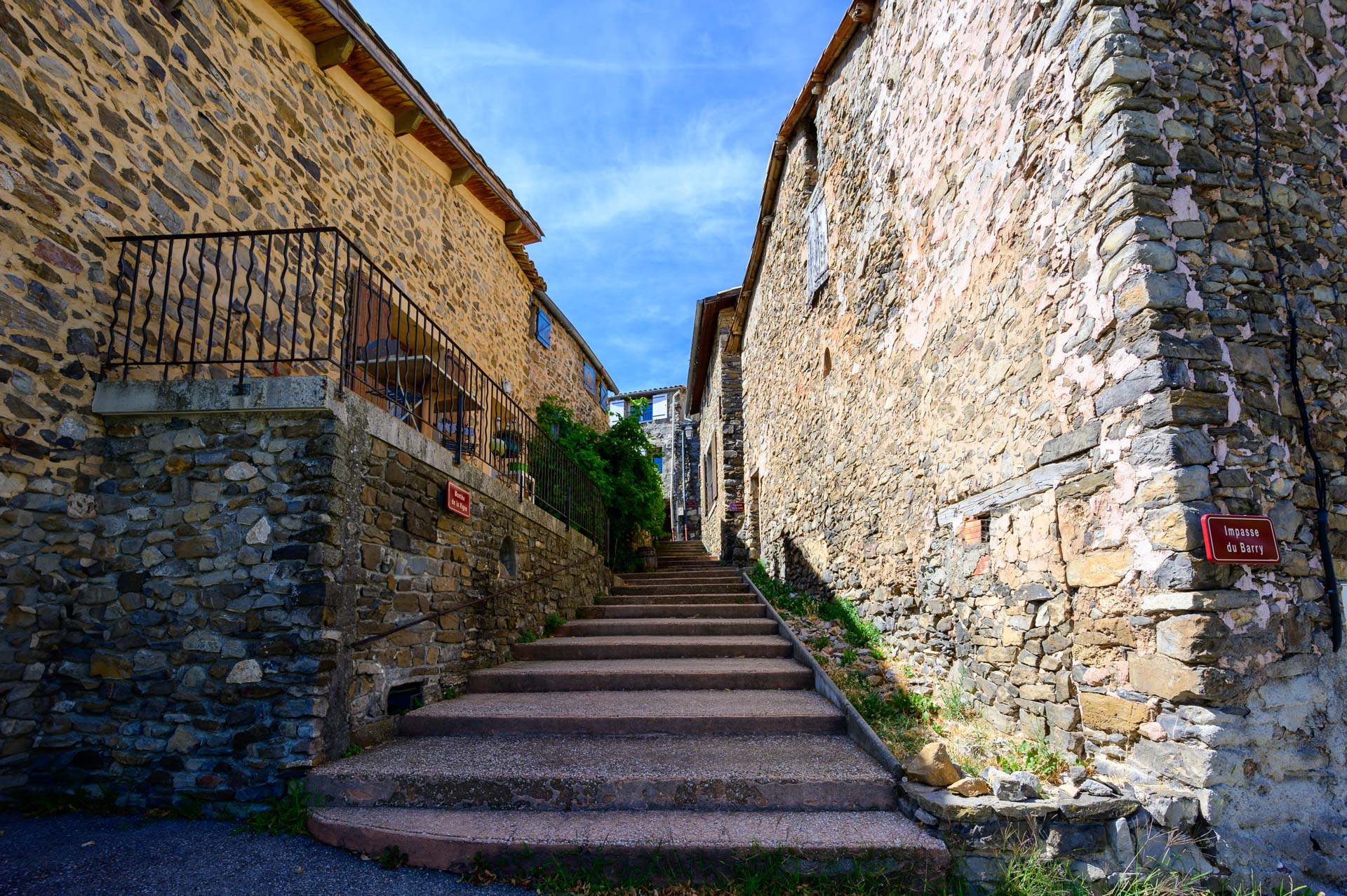 Village of Entrages in the Alpes-de-Haute-Provence dpartement